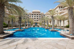 PALM Jumeirah Grandeur Residences, private Pool & Beach